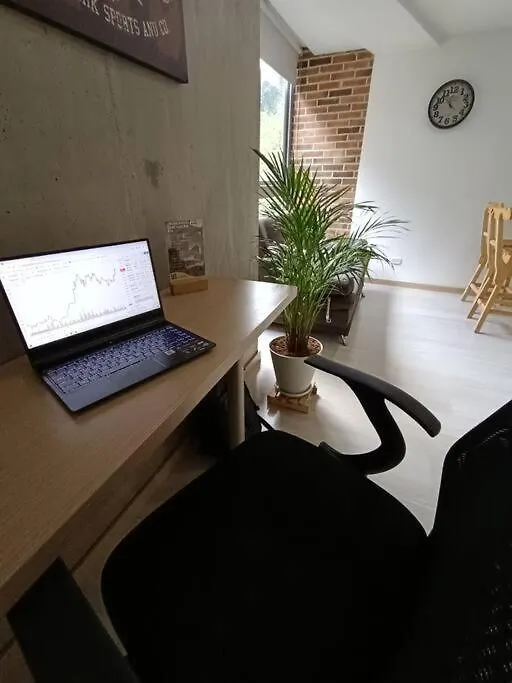 Comodo Apartamento En Laureles, Cerca Al Estadio Medellin Apartment