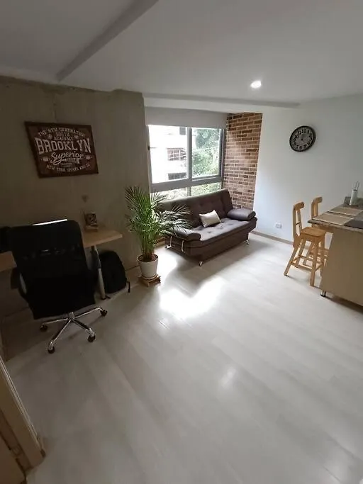 Comodo Apartamento En Laureles, Cerca Al Estadio 메딜린