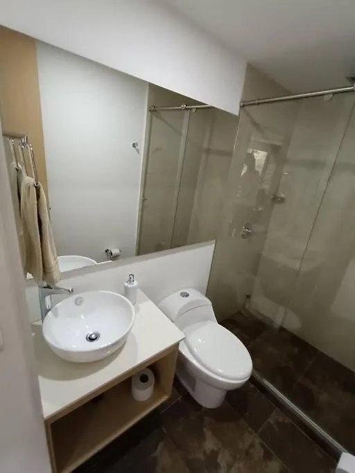 아파트 Comodo Apartamento En Laureles, Cerca Al Estadio 메딜린