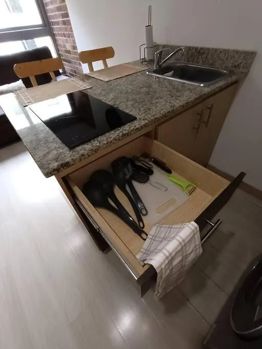 Comodo Apartamento En Laureles, Cerca Al Estadio Medellin Apartment