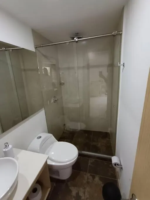 Comodo Apartamento En Laureles, Cerca Al Estadio Medellin 0*,